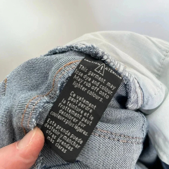 Old Navy Light Blue Distressed straght leg Jeans size 10 - Picture 5 of 9